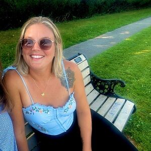 Meet your Posher, Kendra